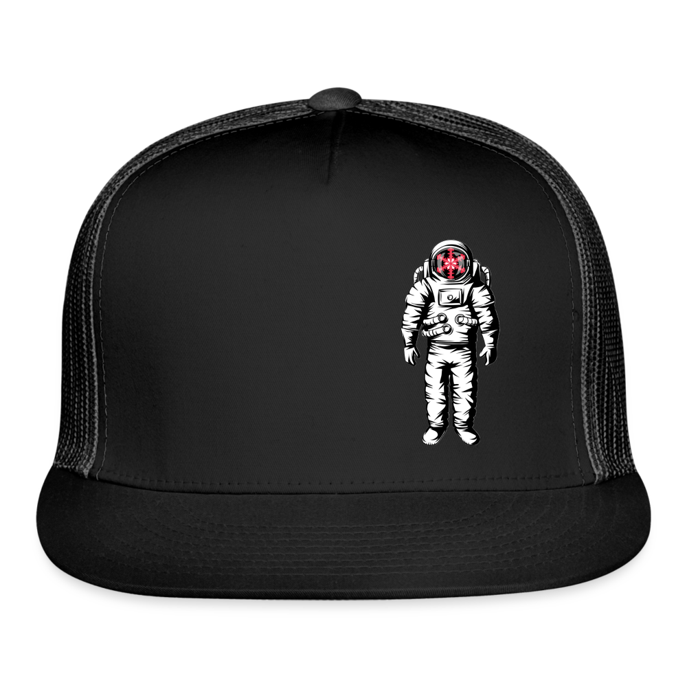 SnowBrains Astronaut Trucker Cap - black/black