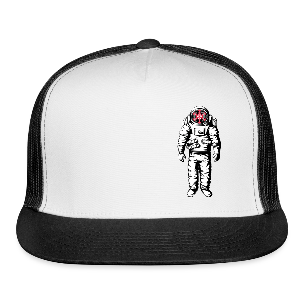 SnowBrains Astronaut Trucker Cap - white/black